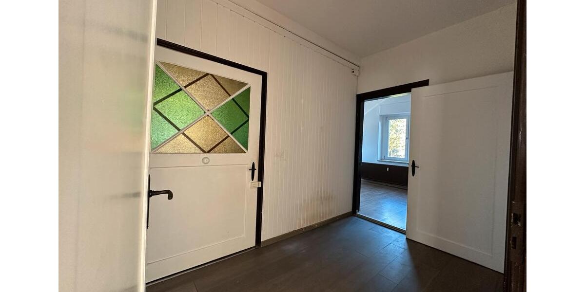 Hochparterre Eckartsberga - 3 Zimmer, 90 m&sup2;, 800&euro; | Angebot:24831860