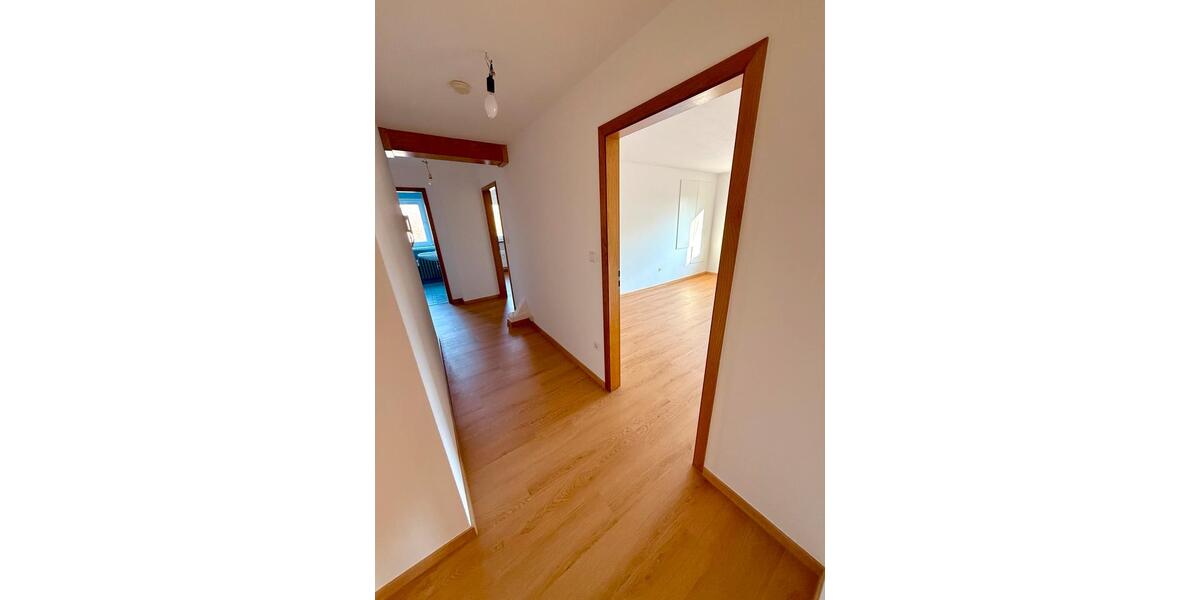 Dachgeschoßwohnung Berlin Steglitz-Zehlendorf - 2 Zimmer, 62 m&sup2;, 1.400&euro; | Angebot:26249335