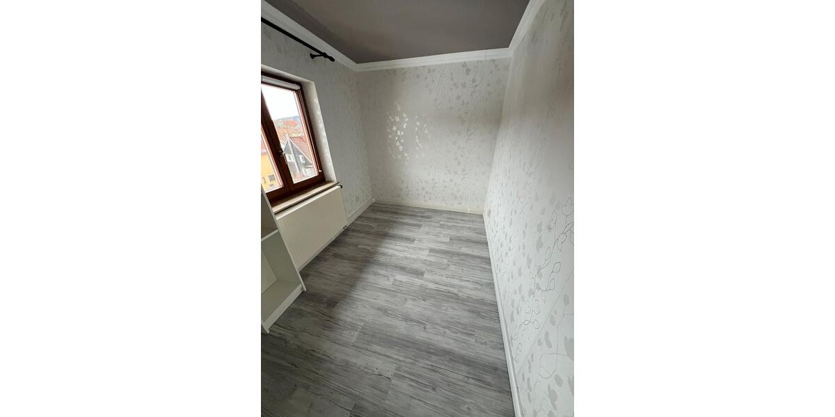 Einfamilienhaus Zella-Mehlis Mehlis - 4 Zimmer, 118 m&sup2;, 790&euro; | Angebot:26020011