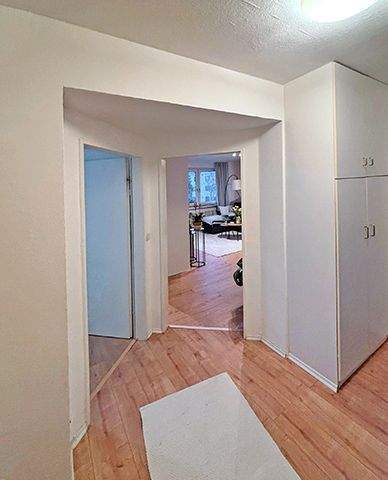 Etagenwohnung Köln Zollstock - 2 Zimmer, 55 m&sup2;, 600&euro; | Angebot:25214101