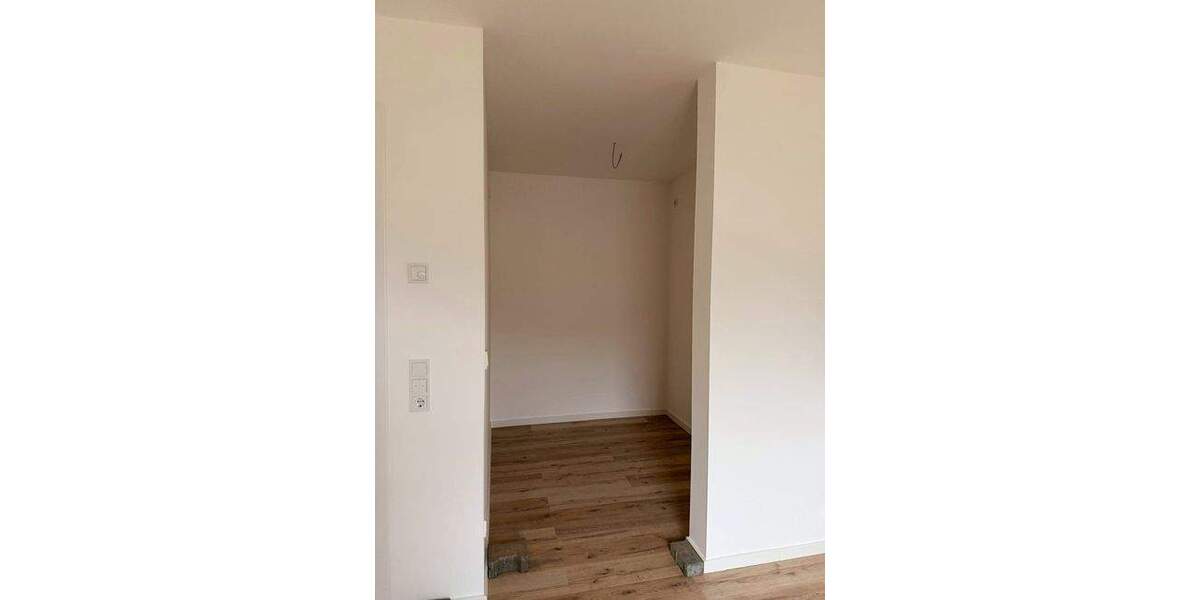 Doppelhaushälfte Brandenburg an der Havel / Neuschmerzke Neustadt - 4 Zimmer, 127 m&sup2;, 1.600&euro; | Angebot:25697028