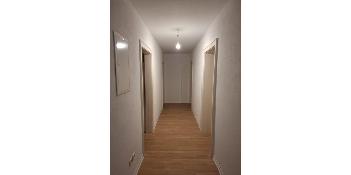 Erdgeschoßwohnung Würzburg Dürrbachau - 4 Zimmer, 106 m&sup2;, 1.500&euro; | Angebot:25299650