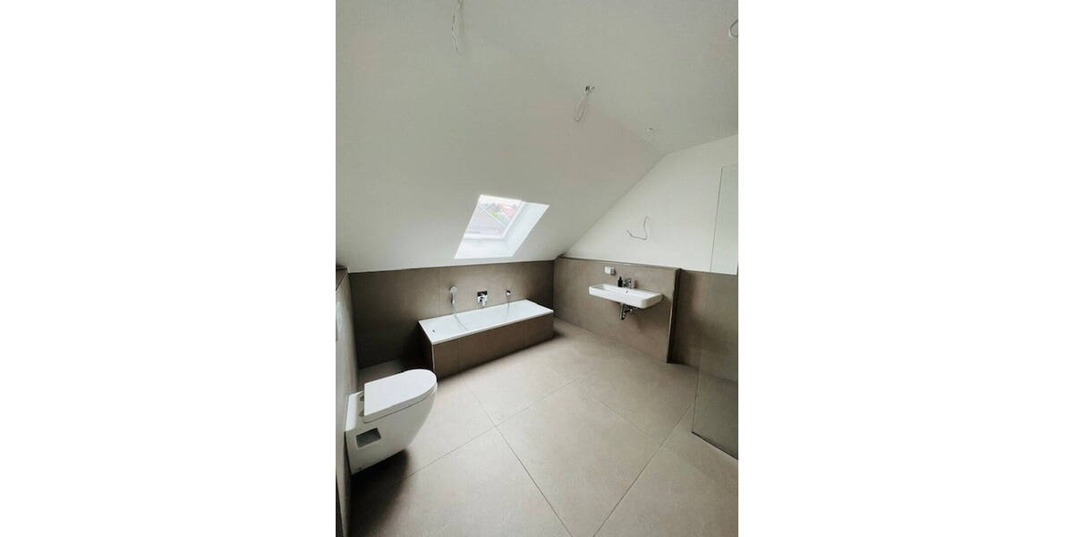 Doppelhaushälfte Rümmelsheim - 6 Zimmer, 182 m&sup2;, 2.000&euro; | Angebot:26155652