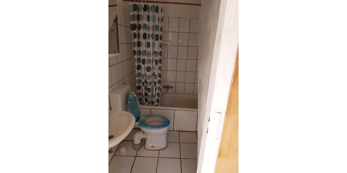 Erdgeschoßwohnung Teterow - 2 Zimmer, 42 m&sup2;, 425&euro; | Angebot:24980831