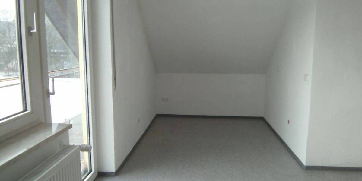 Mehrfamilienhaus, Wohnhaus Sulzbach-Rosenberg Unterschwaig - 8 Zimmer, 250 m&sup2;, 2.060&euro; | Angebot:23518285