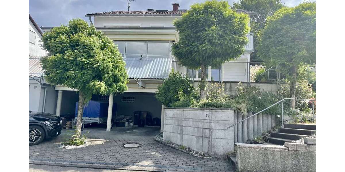 Etagenwohnung Kressbronn - 3 Zimmer, 110 m&sup2;, 1.200&euro; | Angebot:26809485
