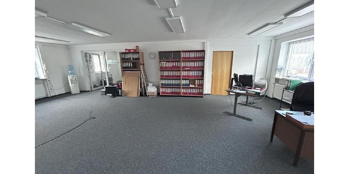 Büro- und Lagerflächen im Zentrum von Gersthofen zimmer