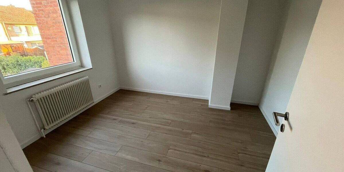 Reihenmittelhaus Zeven - 4 Zimmer, 95 m&sup2;, 1.050&euro; | Angebot:26787570