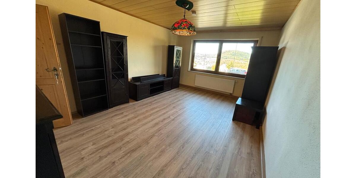 Erdgeschoßwohnung Chamerau - 3 Zimmer, 85 m&sup2;, 675&euro; | Angebot:26400526
