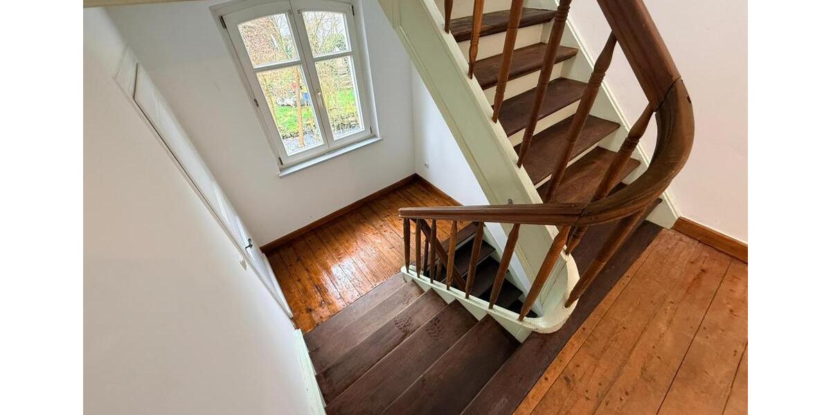 Einfamilienhaus Wiehl - 4 Zimmer, 130 m&sup2;, 1.400&euro; | Angebot:26560465