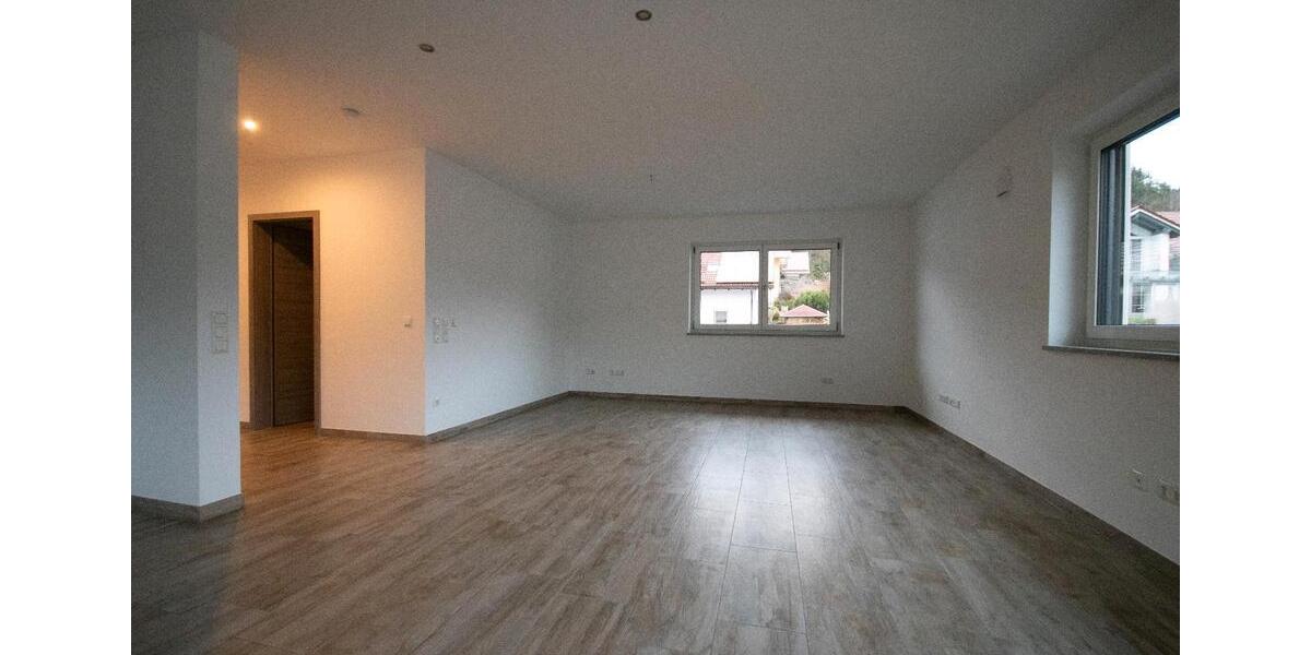Etagenwohnung Prackenbach - 1 Zimmer, 90 m&sup2;, 850&euro; | Angebot:26649451