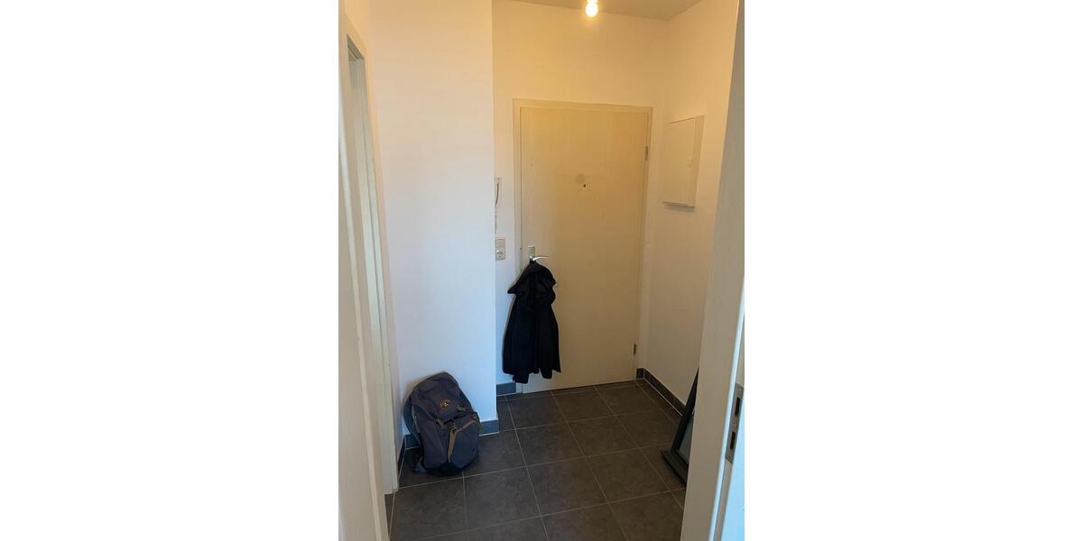 Etagenwohnung Schwerin Altstadt - 1 Zimmer, 44 m&sup2;, 350&euro; | Angebot:26039638