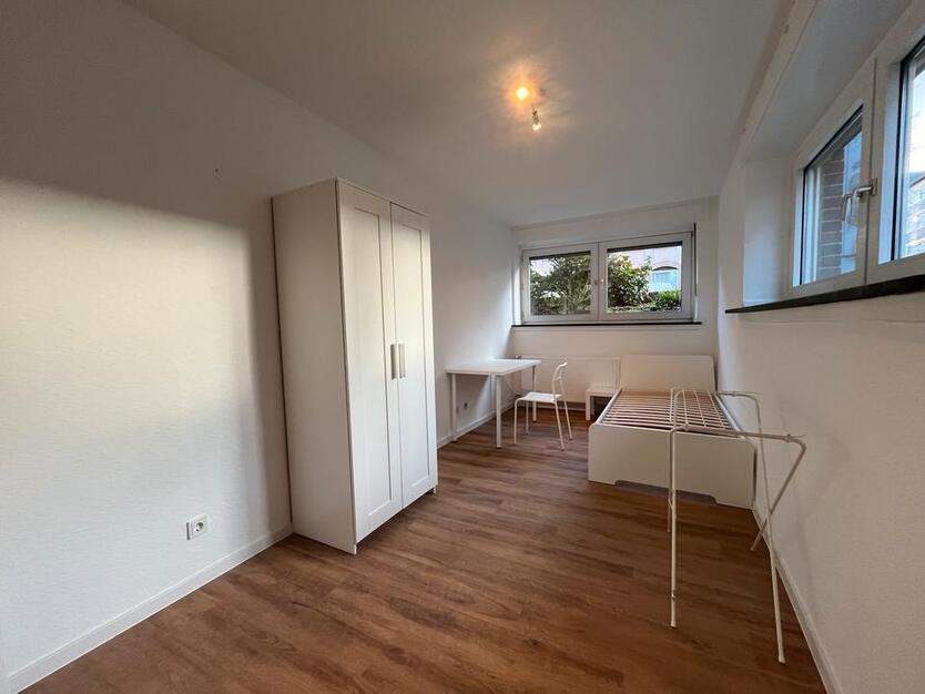 Möbliertes WG Zimmer mit unweit der Uni und vom Hauptbahnhof 1 zimmer