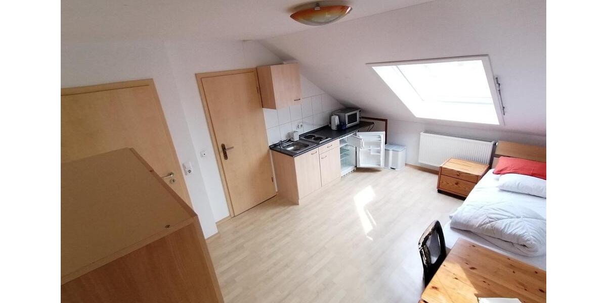 Dachgeschoßwohnung Donauwörth - 1 Zimmer, 25 m&sup2;, 360&euro; | Angebot:25980150