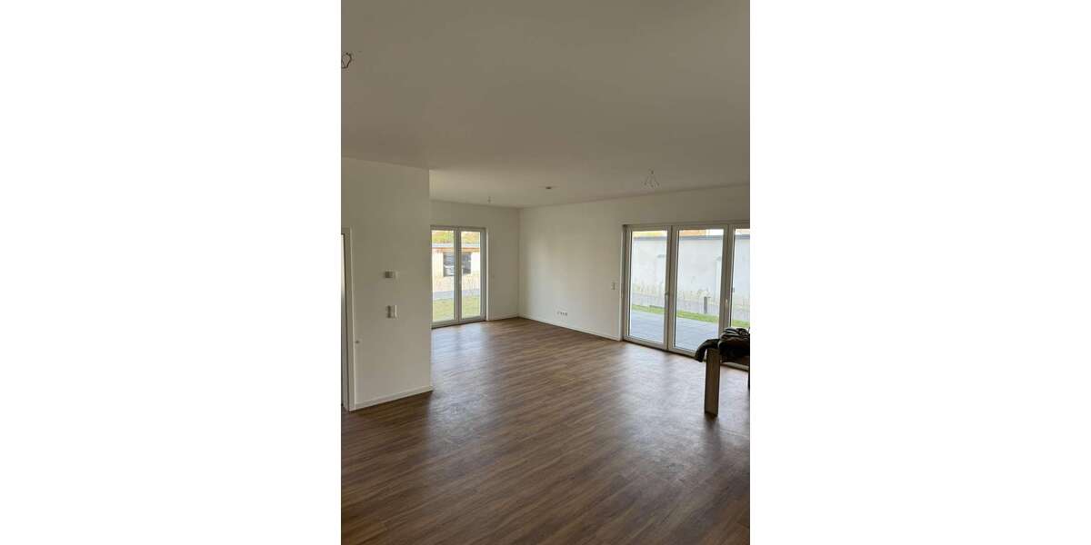 Etagenwohnung Velten - 2 Zimmer, 79 m&sup2;, 1.179&euro; | Angebot:26071342