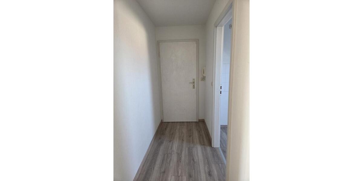 Dachgeschoßwohnung Meißen - 2 Zimmer, 39 m&sup2;, 310&euro; | Angebot:25348830