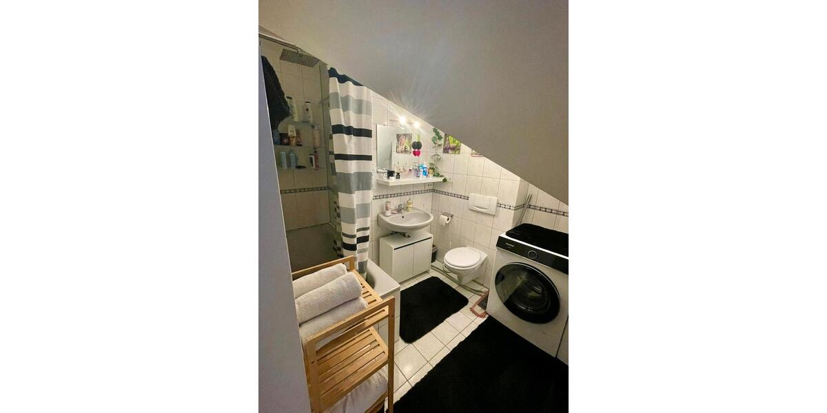 Dachgeschoßwohnung Weilburg - 3 Zimmer, 72 m&sup2;, 900&euro; | Angebot:26689678