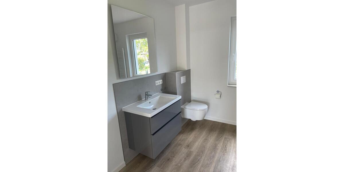 Erdgeschoßwohnung Erkner - 2 Zimmer, 84 m&sup2;, 1.350&euro; | Angebot:19041938