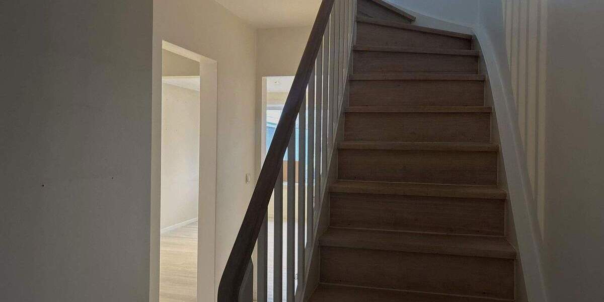 Reihenmittelhaus Neumünster Tungendorf - 3 Zimmer, 87 m&sup2;, 1.050&euro; | Angebot:25141444