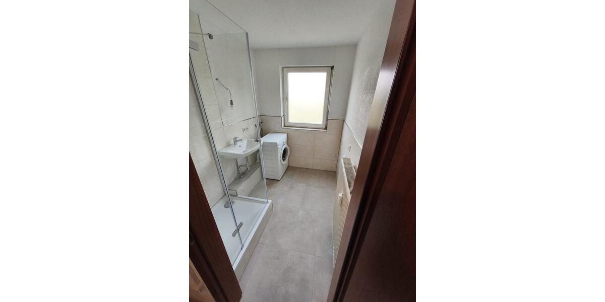Etagenwohnung Sindelfingen Eichholz - 2 Zimmer, 67 m&sup2;, 980&euro; | Angebot:26705353