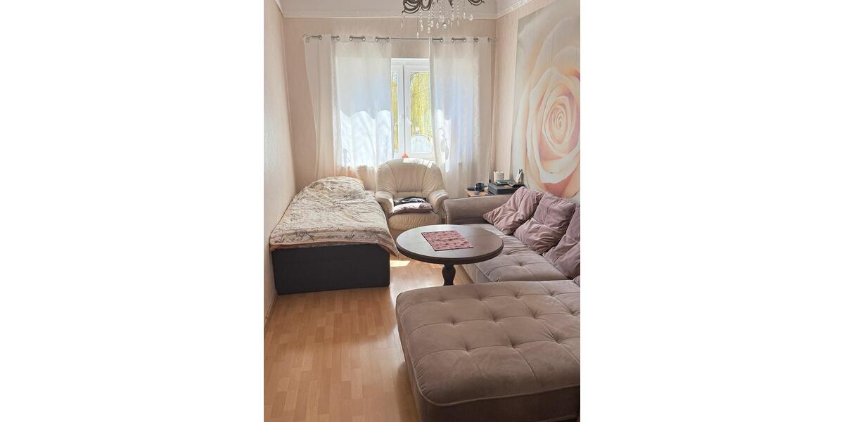 Etagenwohnung Frankfurt (Oder) Booßen - 4 Zimmer, 101 m&sup2;, 1.150&euro; | Angebot:26115806