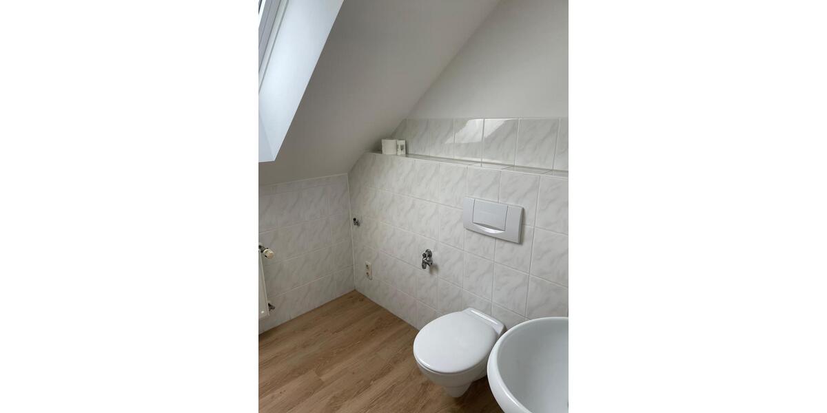 Dachgeschoßwohnung Delitzsch - 2.5 Zimmer, 55 m&sup2;, 764&euro; | Angebot:24701344