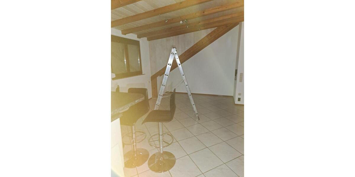 Dachgeschoßwohnung Weissach im Tal - 4.5 Zimmer, 1.200&euro; | Angebot:24554495