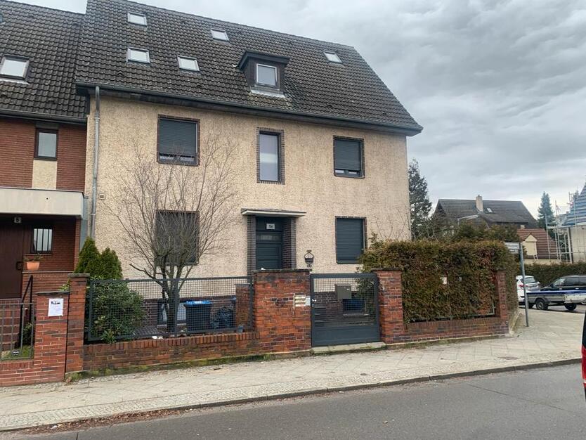 Mehrfamilienhaus Dreifamilenhaus Wohnung Gewerberaum WG Zimmer zimmer