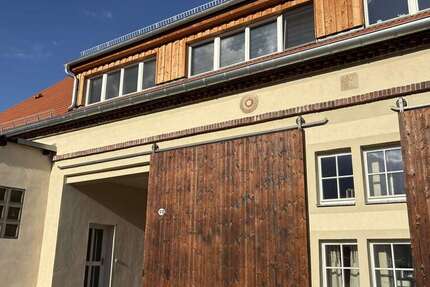 Haus Moritzburg - 6 Zimmer, 165 m&sup2;, 1.680&euro; | Angebot:27452713
