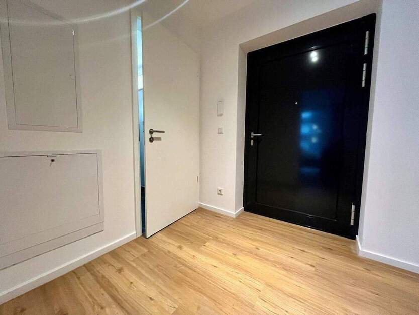 Erstbezug! Möblierte 1-Zimmer-Wohnungen mit Balkon!