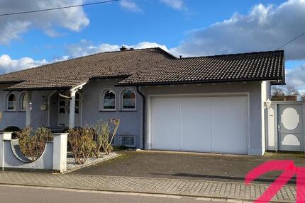 Einliegerwohnung in freihstehendem Bungalow (auch gewerbl.nutzb.) 2 zimmer