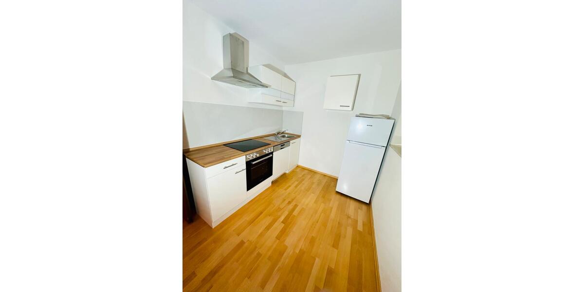 Erdgeschoßwohnung Saarbrücken Neue Bremm - 2 Zimmer, 40 m&sup2;, 590&euro; | Angebot:24687177