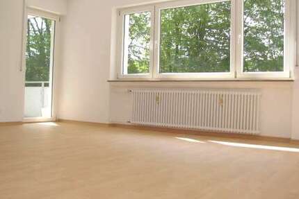 Wohnung Sindelfingen Sindelfingen (Stadt) - 3 Zimmer, 79 m&sup2;, 1.060&euro; | Angebot:24836134