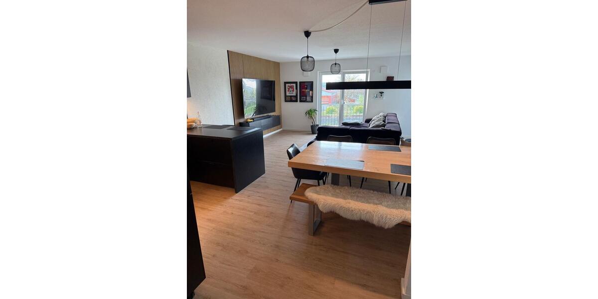 Etagenwohnung Bad Neustadt an der Saale - 3 Zimmer, 85 m&sup2;, 820&euro; | Angebot:26356658