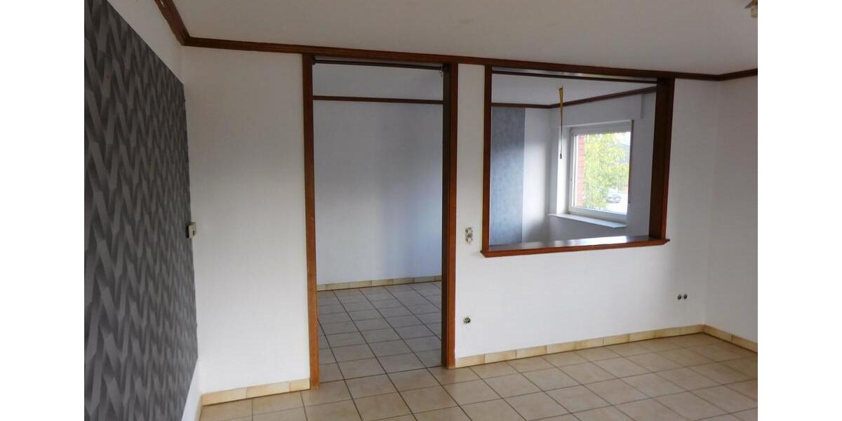Dachgeschoßwohnung Wagenfeld - 6 Zimmer, 180 m&sup2;, 950&euro; | Angebot:24612960