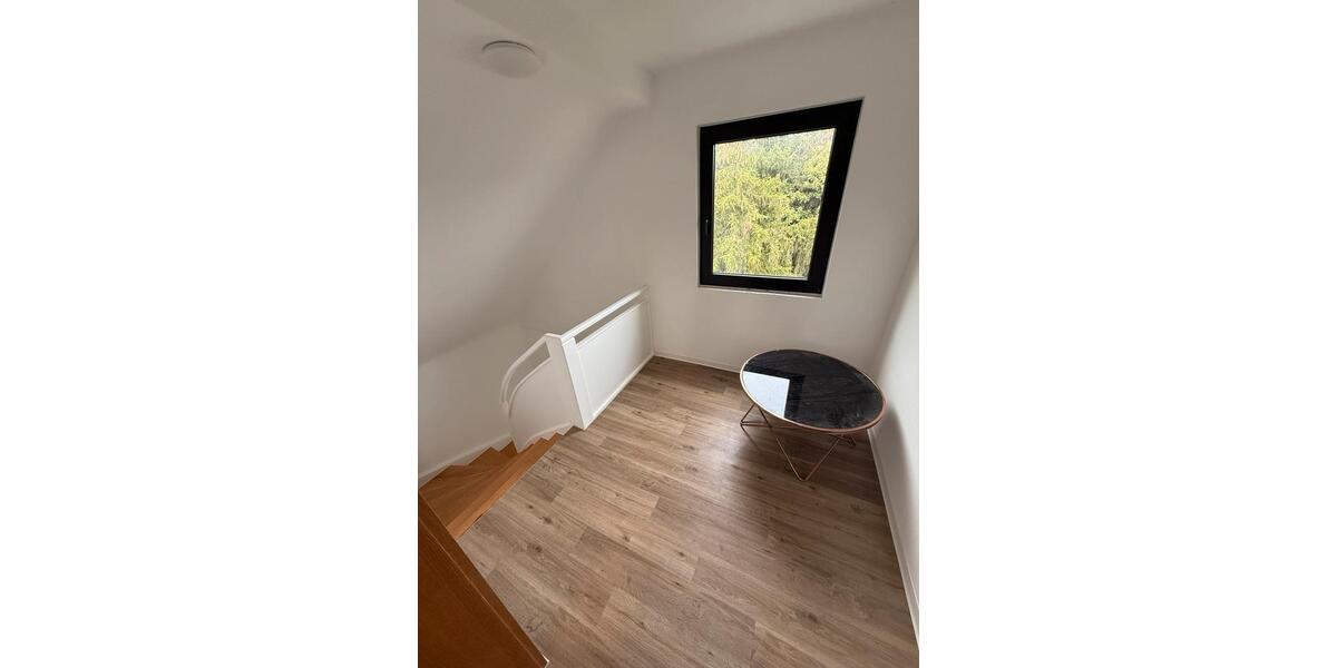 Dachgeschoßwohnung Greifenstein - 3 Zimmer, 60 m&sup2;, 550&euro; | Angebot:26523012