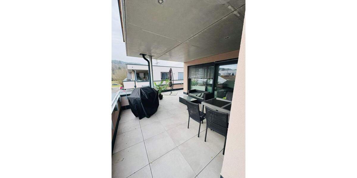 Etagenwohnung Lörrach - 3 Zimmer, 109 m&sup2;, 1.746&euro; | Angebot:26081395