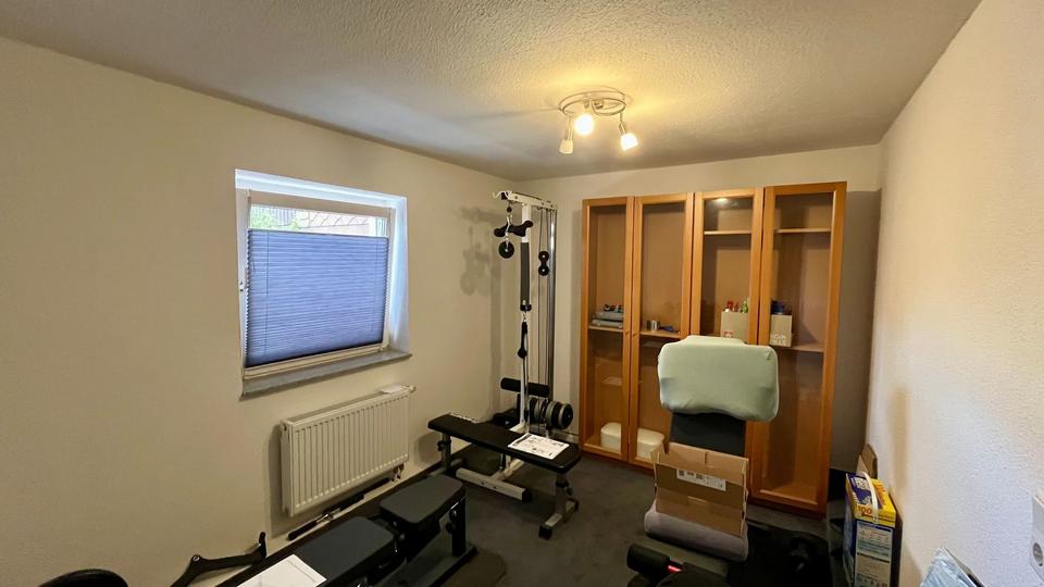 Etagenwohnung Homberg (Efze) - 4 Zimmer, 107 m&sup2;, 700&euro; | Angebot:24117750