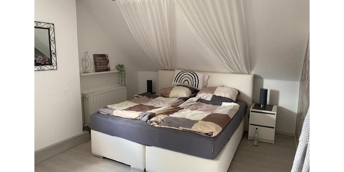 Reihenhaus Emden Tholenswehr - 5 Zimmer, 90 m&sup2;, 100&euro; | Angebot:24401832