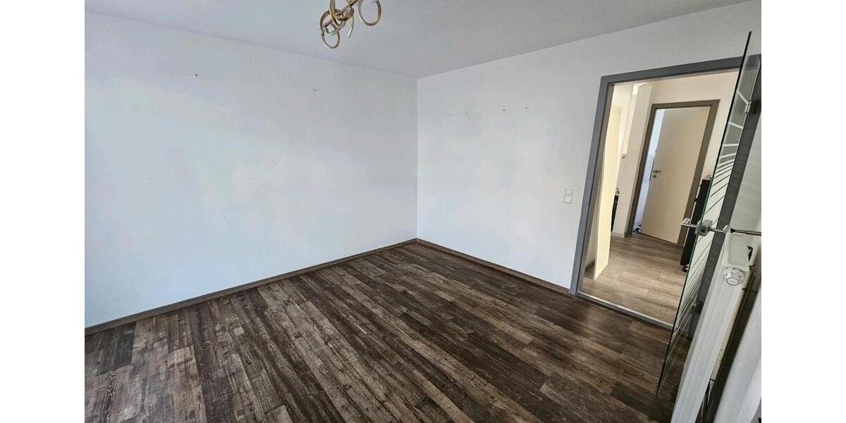 Etagenwohnung Kaufbeuren - 5 Zimmer, 106 m&sup2;, 1.300&euro; | Angebot:25843467