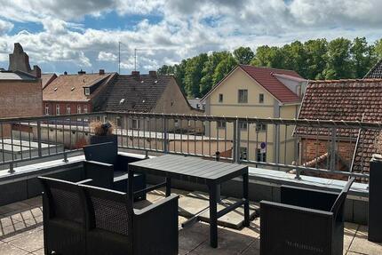 Wohnung Plau am See - 3 Zimmer, 75 m&sup2;, 588&euro; | Angebot:26634564