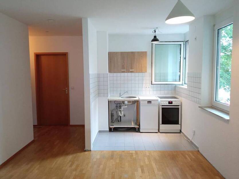 Schöne 2,5 Zimmerwohnung mit Balkon