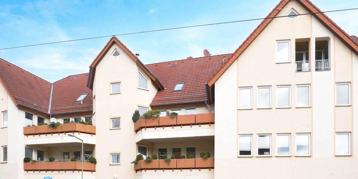 Kassel Kirchditmold … Modernisierte, großzügige 3-Zimmer-Wohnung mit Fahrstuhl und kleiner Südloggia! 3 zimmer