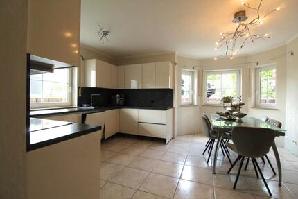 Wohnung Osthofen - 3 Zimmer, 93 m&sup2;, 990&euro; | Angebot:25146546