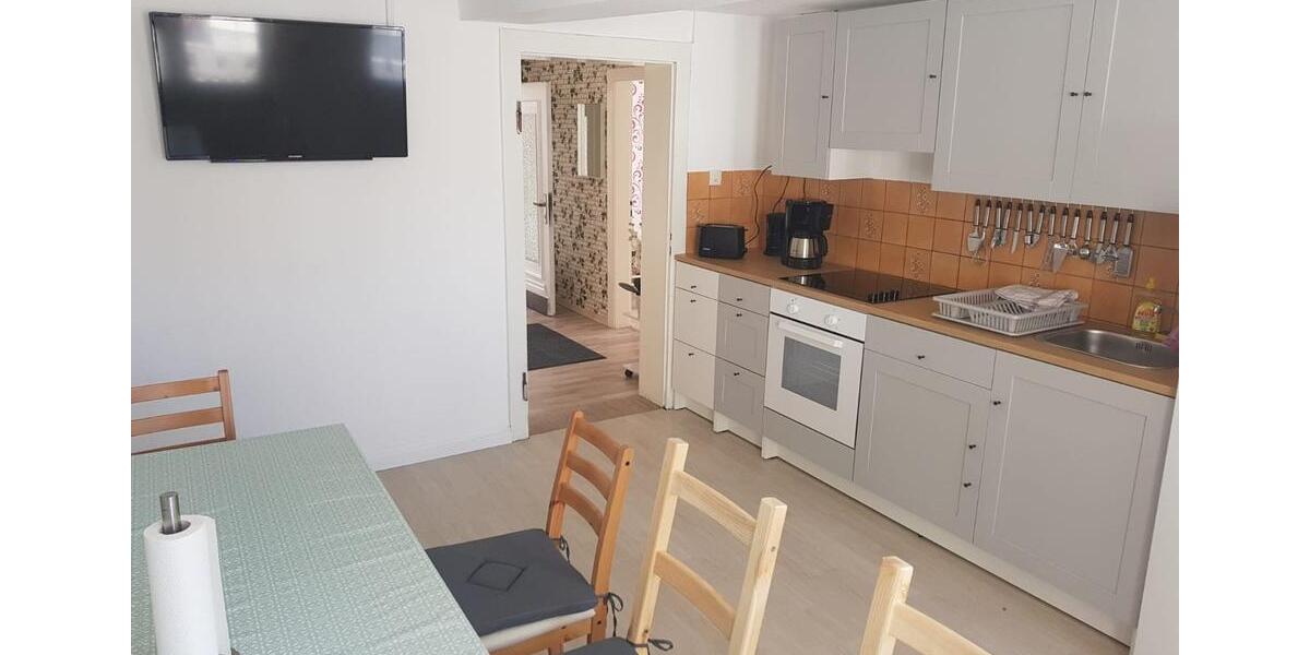 Etagenwohnung Frielendorf - 6 Zimmer, 100 m&sup2;, 20&euro; | Angebot:15177924