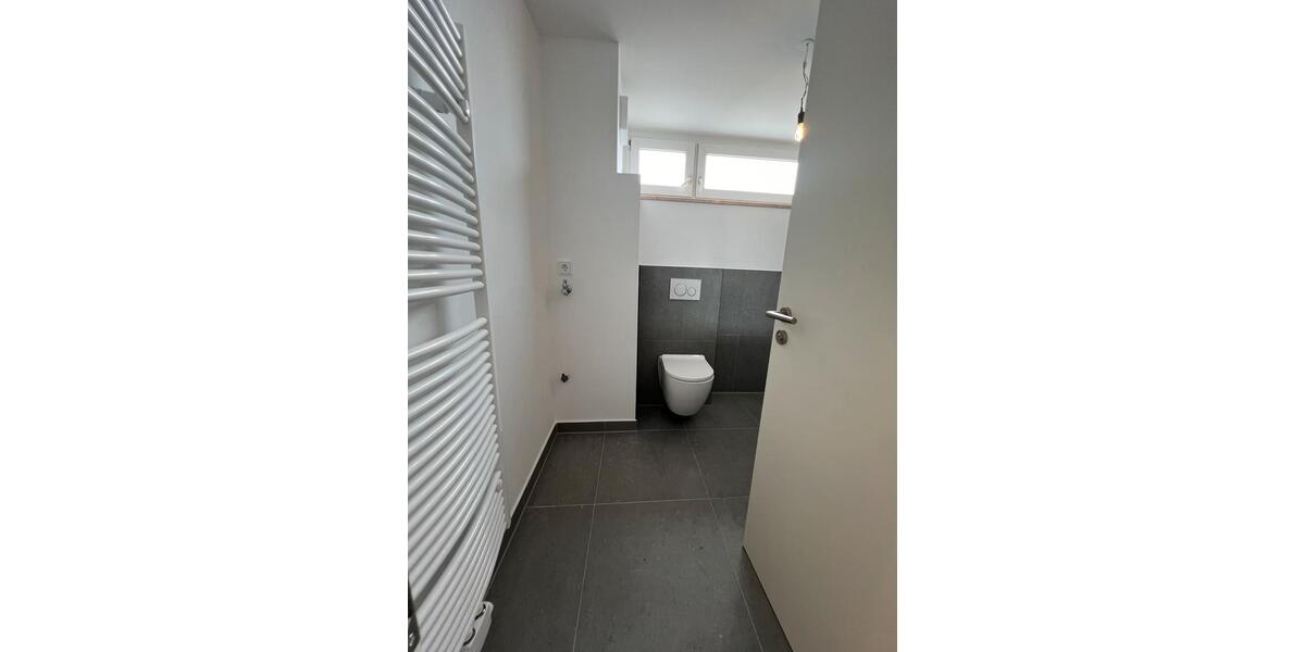 Dachgeschoßwohnung Ingolstadt Münchener Straße - 2 Zimmer, 43 m&sup2;, 920&euro; | Angebot:24842938