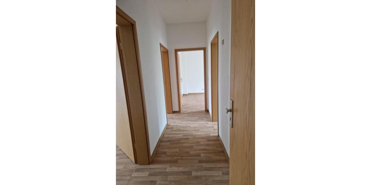 Erdgeschoßwohnung Schönebeck (Elbe) - 3 Zimmer, 62 m&sup2;, 380&euro; | Angebot:24749372