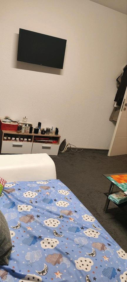 Sehr schöne 1,5 Wohnung mit Balkon ab 01.01.2026 zimmer