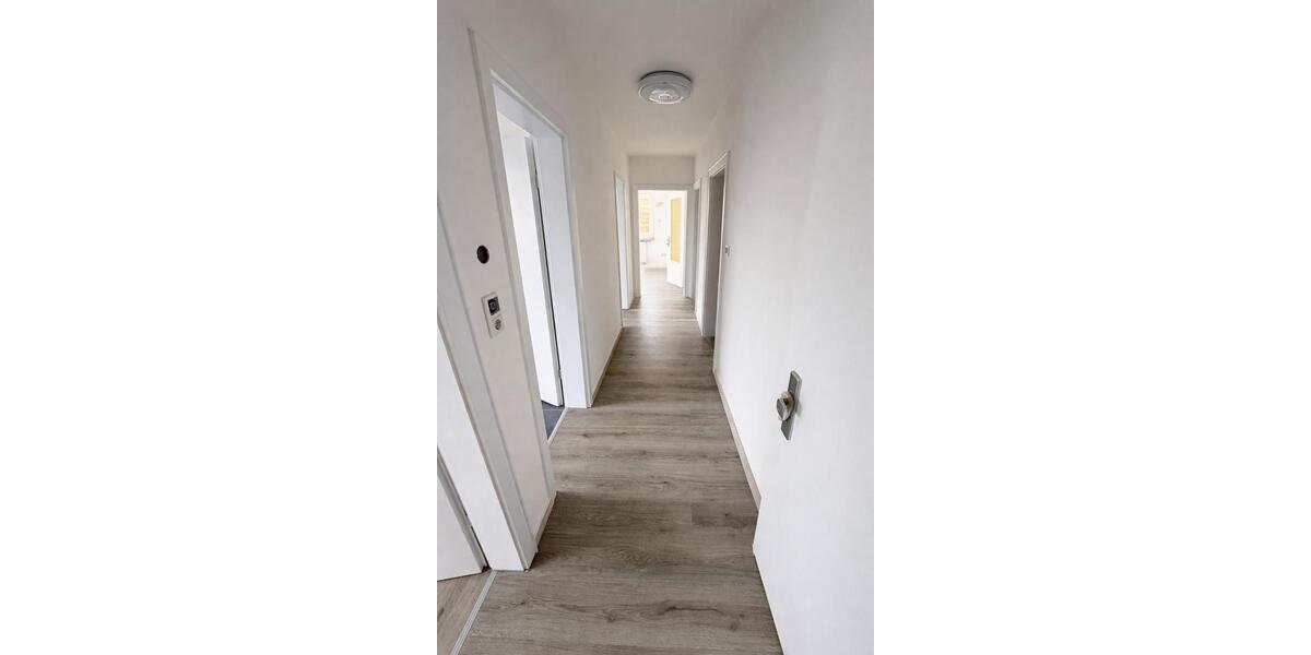 Etagenwohnung Ochsenfurt - 4 Zimmer, 75 m&sup2;, 950&euro; | Angebot:25948041