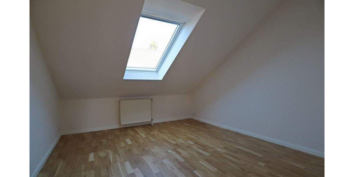 Etagenwohnung Rellingen - 3 Zimmer, 73 m&sup2;, 1.100&euro; | Angebot:25815037